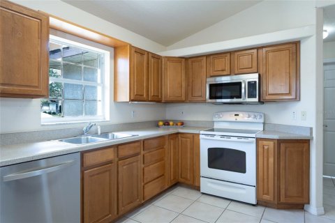House in Palm Coast, Florida 3 bedrooms, 171.78 sq.m. № 1666906 - photo 7
