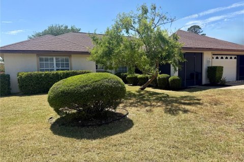House in Palm Coast, Florida 3 bedrooms, 171.78 sq.m. № 1666906 - photo 2