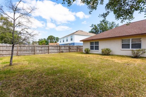 House in Palm Coast, Florida 3 bedrooms, 171.78 sq.m. № 1666906 - photo 20
