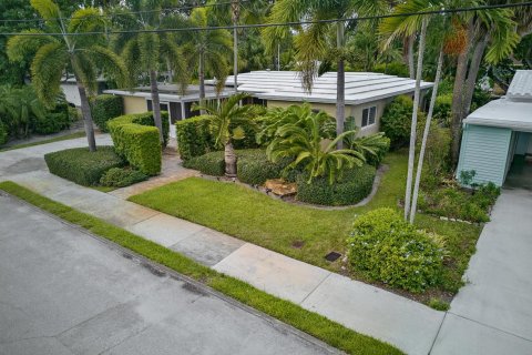 House in Fort Lauderdale, Florida 2 bedrooms, 126.35 sq.m. № 2082975 - photo 25