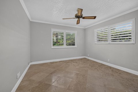House in Fort Lauderdale, Florida 2 bedrooms, 126.35 sq.m. № 2082975 - photo 19