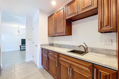 Casa en alquiler en Tampa, Florida, 3 dormitorios, 107.86 m2 № 1903889 - foto 17