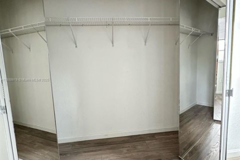 Touwnhouse à louer à Plantation, Floride: 2 chambres, 118.91 m2 № 1939136 - photo 14