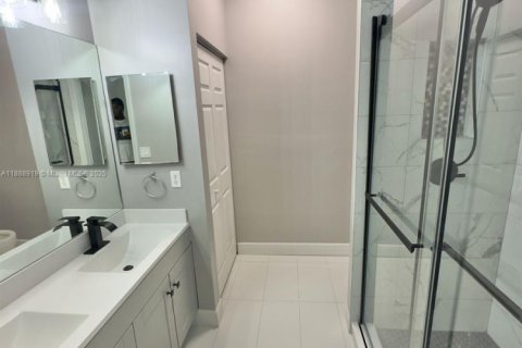Touwnhouse à louer à Plantation, Floride: 2 chambres, 118.91 m2 № 1939136 - photo 15