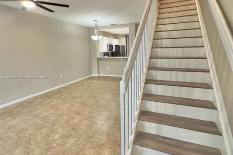 Touwnhouse à louer à Plantation, Floride: 2 chambres, 118.91 m2 № 1939136 - photo 8