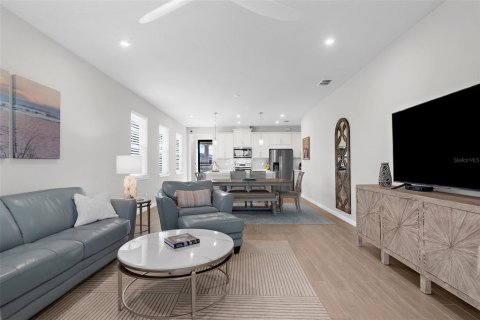 Villa ou maison à vendre à Venice, Floride: 2 chambres, 131.18 m2 № 1620366 - photo 9