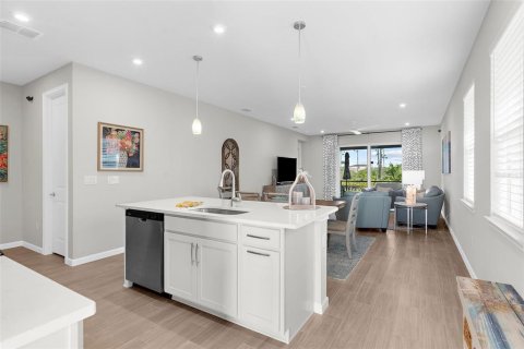 Villa ou maison à vendre à Venice, Floride: 2 chambres, 131.18 m2 № 1620366 - photo 3