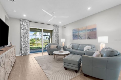 Villa ou maison à vendre à Venice, Floride: 2 chambres, 131.18 m2 № 1620366 - photo 13