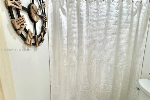 Casa en venta en Deerfield Beach, Florida, 2 dormitorios, 87.51 m2 № 2000710 - foto 14