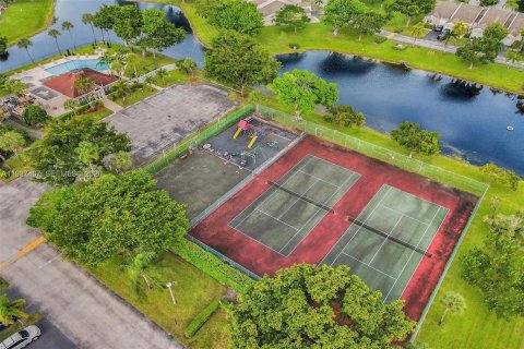 Casa en venta en Deerfield Beach, Florida, 2 dormitorios, 87.51 m2 № 2000710 - foto 25