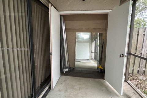 Casa en venta en Deerfield Beach, Florida, 2 dormitorios, 87.51 m2 № 2000710 - foto 20