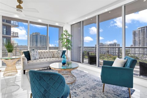 Condo in Hollywood, Florida, 1 bedroom  № 1872606 - photo 9