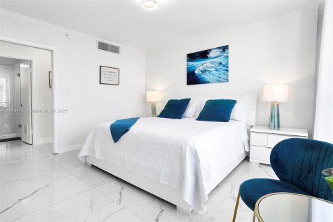 Condo in Hollywood, Florida, 1 bedroom  № 1872606 - photo 29