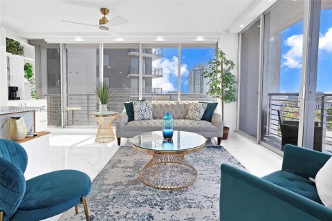 Condo in Hollywood, Florida, 1 bedroom  № 1872606 - photo 7