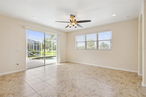 House in Palmetto, Florida 4 bedrooms, 206.99 sq.m. № 1815466 - photo 13