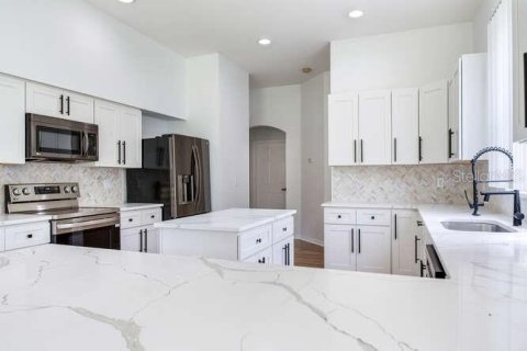 Casa en venta en Odessa, Florida, 5 dormitorios, 393.72 m2 № 1686972 - foto 30