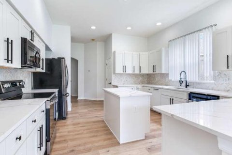 Casa en venta en Odessa, Florida, 5 dormitorios, 393.72 m2 № 1686972 - foto 29