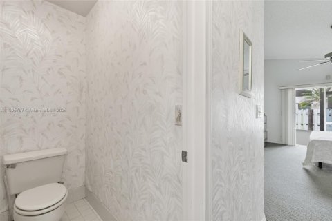 House in Coconut Creek, Florida 3 bedrooms, 149.48 sq.m. № 1956310 - photo 22