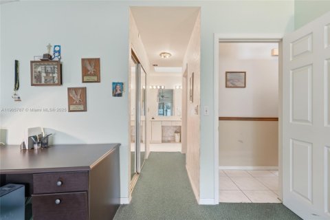 House in Coconut Creek, Florida 3 bedrooms, 149.48 sq.m. № 1956310 - photo 23