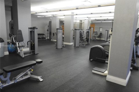 Condominio en venta en Hollywood, Florida, 1 dormitorio, 81.2 m2 № 2031804 - foto 8