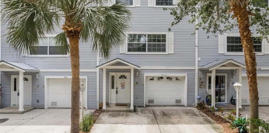 Townhouse in Palm Harbor, Florida 3 bedrooms, 148.64 sq.m. № 1822716