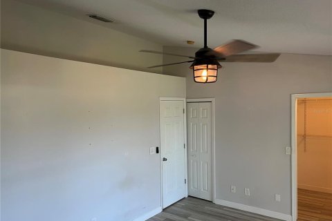 Townhouse in Palm Harbor, Florida 3 bedrooms, 148.64 sq.m. № 1822716 - photo 17