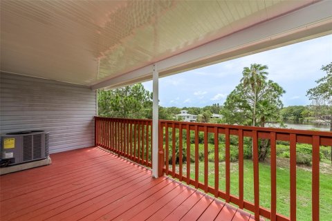 Townhouse in Palm Harbor, Florida 3 bedrooms, 148.64 sq.m. № 1822716 - photo 23