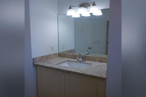 Copropriété à louer à Boca Raton, Floride: 2 chambres, 95.32 m2 № 2171823 - photo 12
