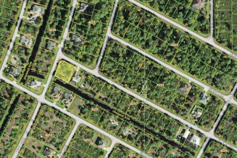 Land in Port Charlotte, Florida № 2160303