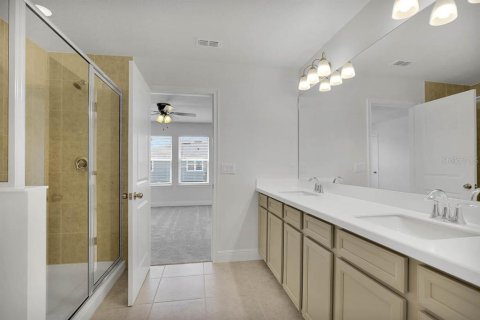 Townhouse in Riverview, Florida 3 bedrooms, 159.42 sq.m. № 1912316 - photo 9