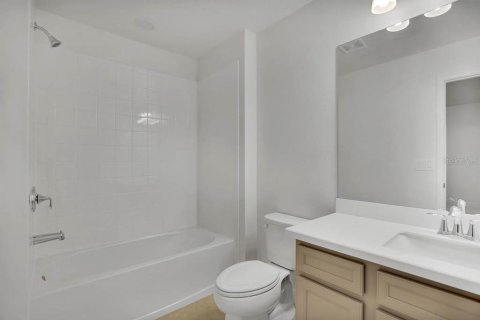 Townhouse in Riverview, Florida 3 bedrooms, 159.42 sq.m. № 1912316 - photo 10