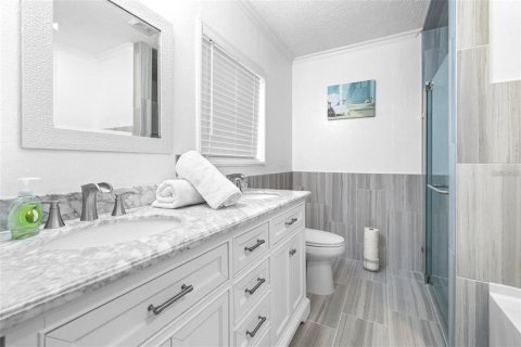 Villa ou maison à vendre à Winter Haven, Floride: 4 chambres, 231.51 m2 № 2147610 - photo 13