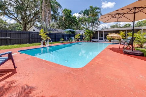 Villa ou maison à vendre à Winter Haven, Floride: 4 chambres, 231.51 m2 № 2147610 - photo 19