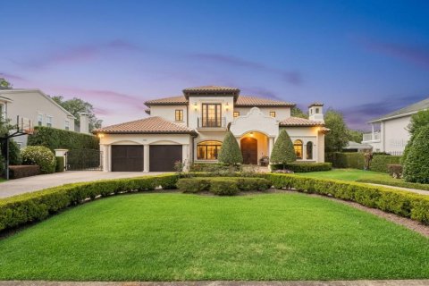 Casa en Winter Park, Florida 5 dormitorios, 687.2 m2 № 2219012