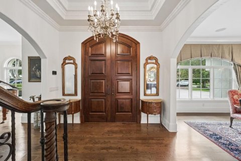 House in Winter Park, Florida 5 bedrooms, 687.2 sq.m. № 2219012 - photo 15