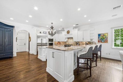 House in Winter Park, Florida 5 bedrooms, 687.2 sq.m. № 2219012 - photo 4