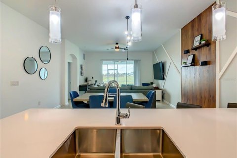 Снять в аренду кондоминиум в Дэвенпорт, Флорида 9 комнат, 128.95м2, № 1901610 - фото 11