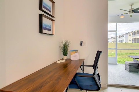 Снять в аренду кондоминиум в Дэвенпорт, Флорида 9 комнат, 128.95м2, № 1901610 - фото 24