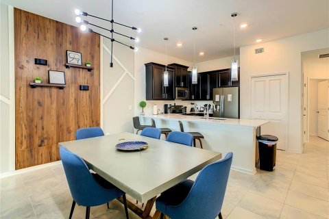 Снять в аренду кондоминиум в Дэвенпорт, Флорида 9 комнат, 128.95м2, № 1901610 - фото 17