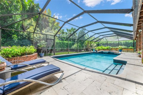 Villa ou maison à vendre à Palmetto Bay, Floride: 4 chambres, 184.69 m2 № 2057332 - photo 18