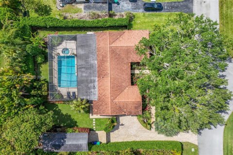 Villa ou maison à vendre à Palmetto Bay, Floride: 4 chambres, 184.69 m2 № 2057332 - photo 26