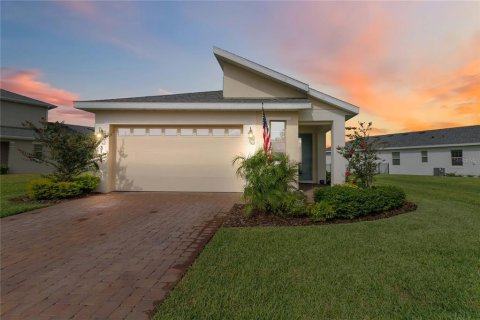 Casa en Saint Cloud, Florida 3 dormitorios, 172.05 m2 № 2373637