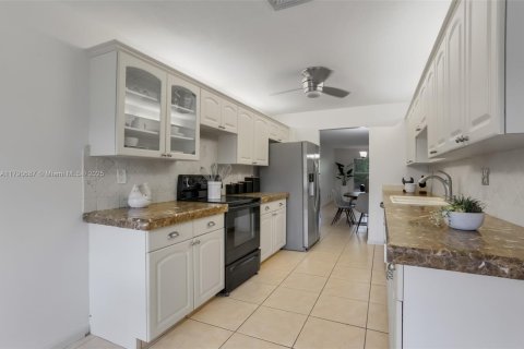 Touwnhouse à vendre à Wellington, Floride: 3 chambres, 193.61 m2 № 1741560 - photo 14