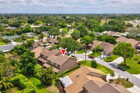 Touwnhouse à vendre à Wellington, Floride: 3 chambres, 193.61 m2 № 1741560 - photo 3