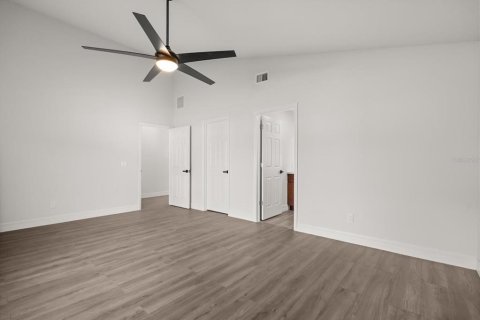 Casa en venta en Orlando, Florida, 4 dormitorios, 277.59 m2 № 1654716 - foto 9