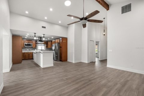 Casa en venta en Orlando, Florida, 4 dormitorios, 277.59 m2 № 1654716 - foto 10