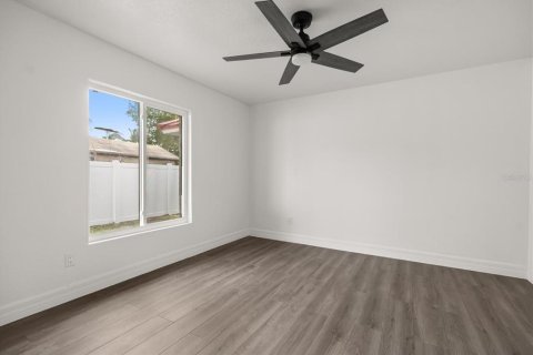 Casa en venta en Orlando, Florida, 4 dormitorios, 277.59 m2 № 1654716 - foto 23