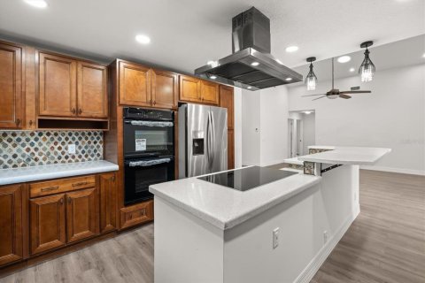 Casa en venta en Orlando, Florida, 4 dormitorios, 277.59 m2 № 1654716 - foto 13