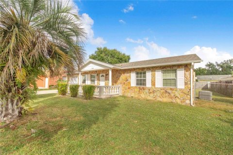 House in Kissimmee, Florida 2 bedrooms, 92.9 sq.m. № 2330825 - photo 5