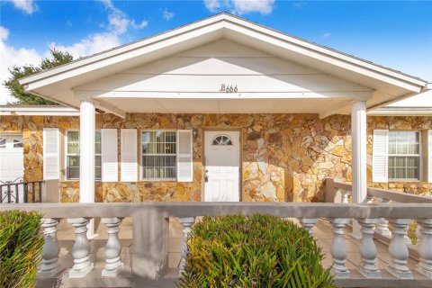 House in Kissimmee, Florida 2 bedrooms, 92.9 sq.m. № 2330825 - photo 7